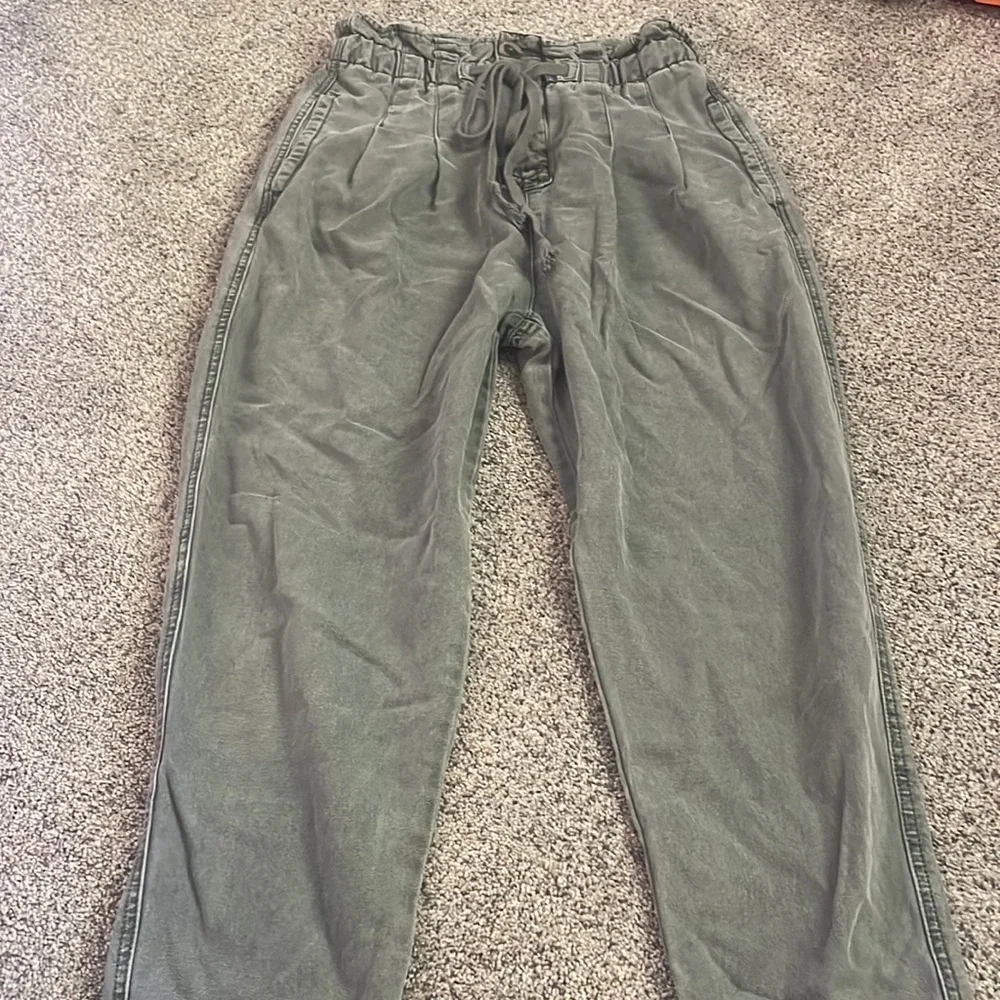 Free People paper bag green pants XS